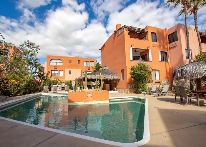 Cabo Authentic Mexican Design Overlooking The Hébergement de vacances Cabo San Lucas